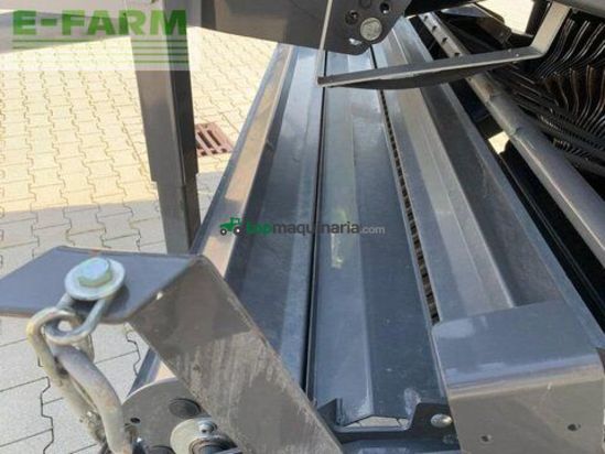 Empacadora gigant - Claas - rollant 454 rc uniwrap