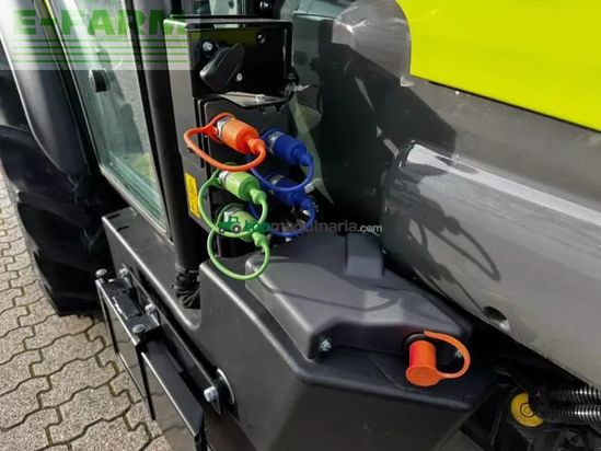 Tractor agrícola - Claas - nexos 220 s
