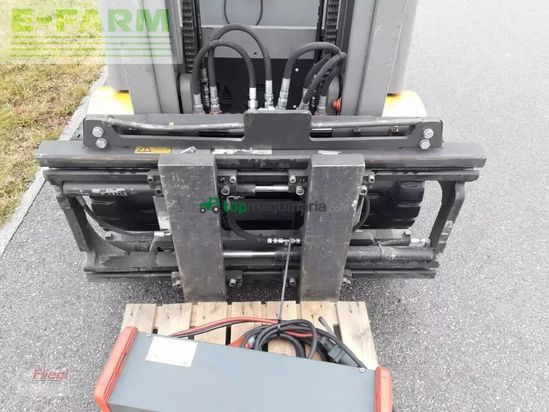 Elevadora - Jungheinrich - efgs 30 s