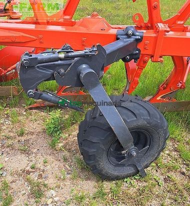 Arado - Kuhn - varimaster 153