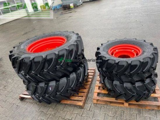 Tractor agrícola -  - 540 65r30 und 420 65r20 räder