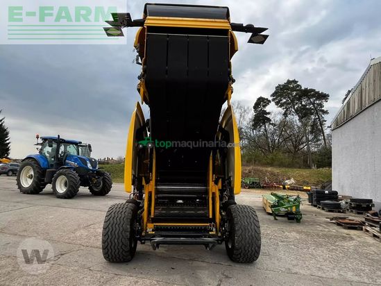 Empacadora gigant - New Holland - roll-belt 180