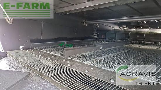 Cosechadora de Cereal - Claas - trion 660 montana