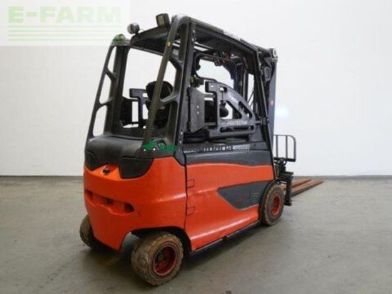Elevadora - Linde - e 25/600 hl 387