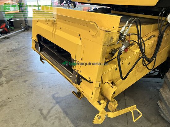 Cosechadora de Cereal - New Holland - tc 5070