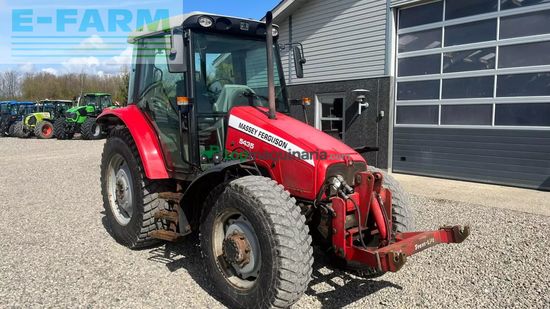 Tractor agrícola - Massey Ferguson - 5435 stepnoose med frontlift