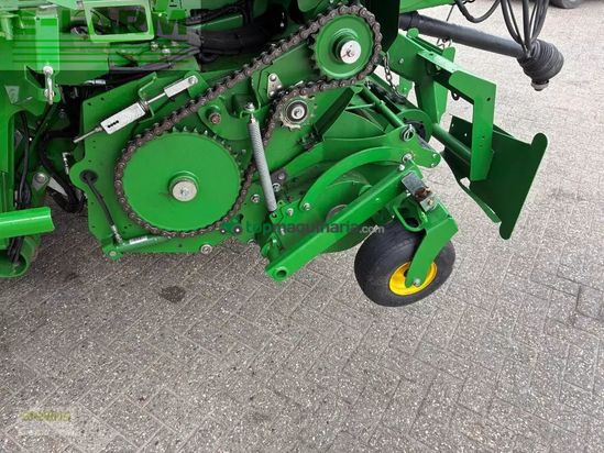 Empacadora gigant - John Deere - c441r