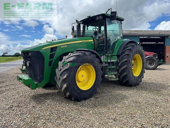 Tractor agrícola - John Deere - 8330