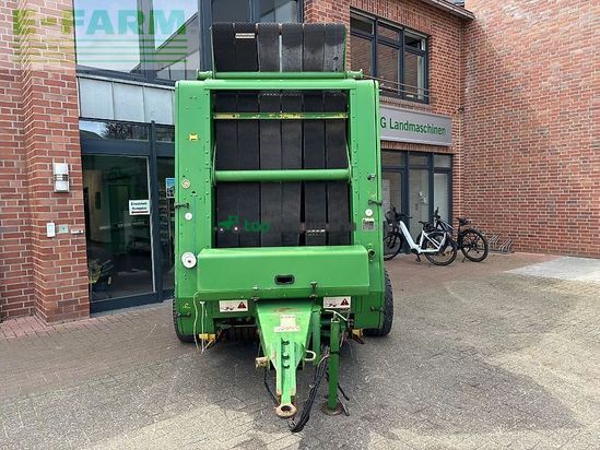 Empacadora gigant - John Deere - 550