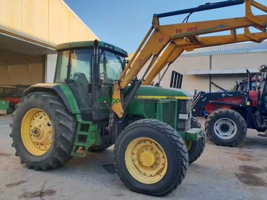 Tractor agrícola - John Deere - 7710 con pala
