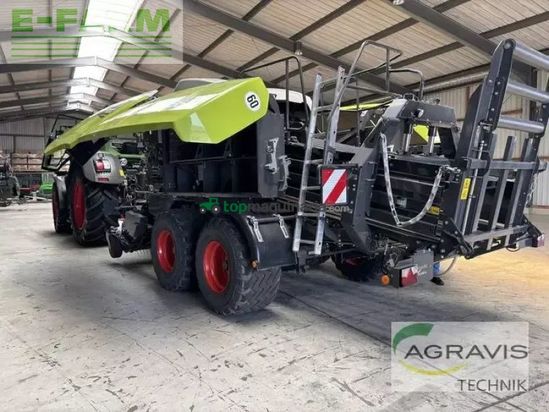 Empacadora gigant - Claas - quadrant 5200 fc t