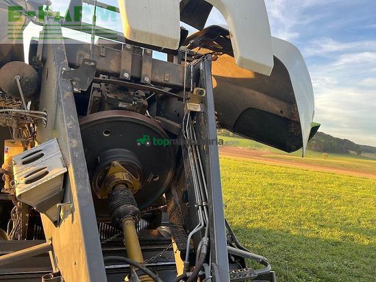 Empacadora gigant - Claas - quadrant 3200 rc