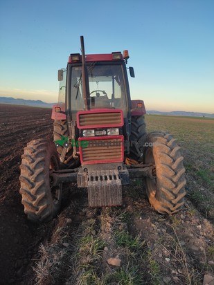 Tractor agrícola - Case IH - 1056XL