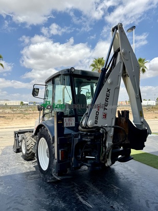 Retro Mixta Terex  820