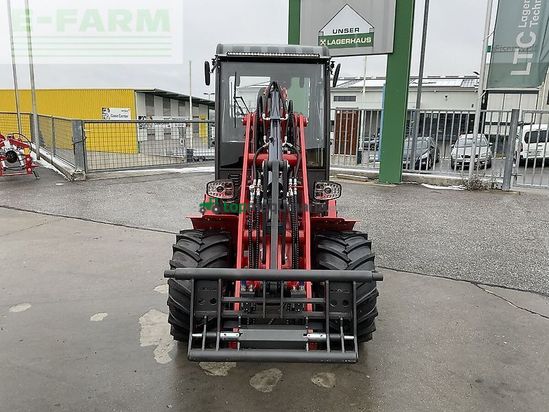 Minicargadora - Trejon - flexitrac 1226 cab