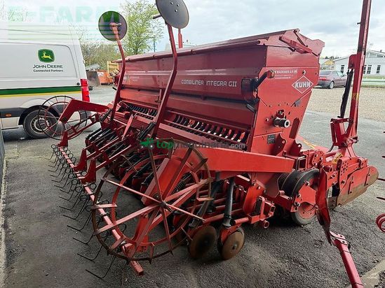 Sembradora - Kuhn - combiliner 4m