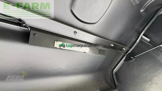 Empacadora gigant - John Deere - v461m - paket für rundballenpr