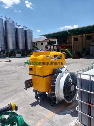 Atomizador de 600 litros Sobrino Escudero