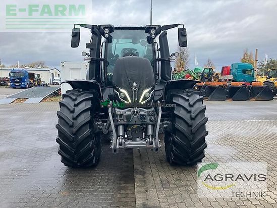 Tractor agrícola - Valtra - q 305 1a9