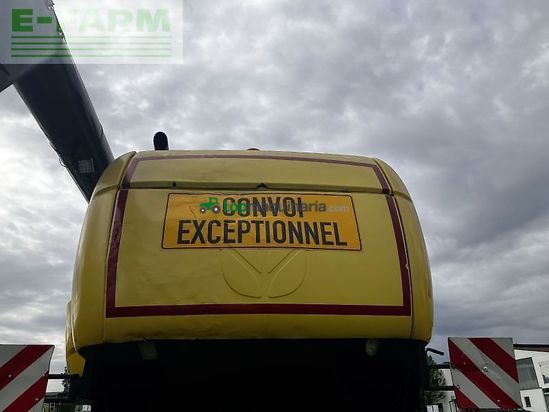 Cosechadora de Cereal - New Holland - cx 880