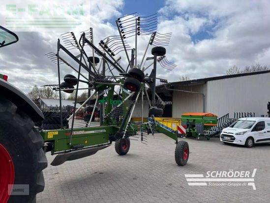 Rastrillo - Fendt - former 880