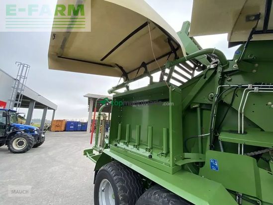 Empacadora gigant - Krone - comprima cf 155 xc