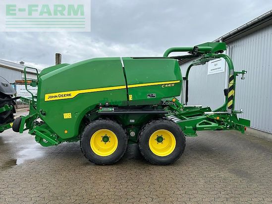 Empacadora gigant - John Deere - c441r