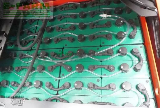 Elevadora - Linde - e 30 1252