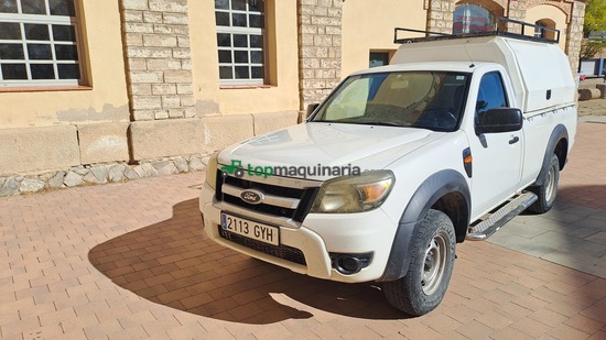 Ford Ranger con sistema de fumigación 