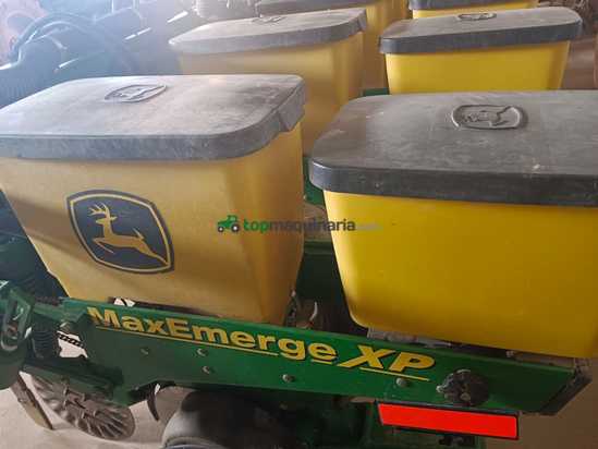 Sembradora John Deere modelo 1700 Max Emerge XP