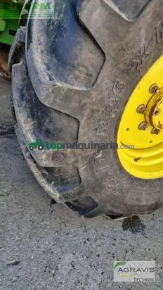 Cosechadora de Cereal - John Deere - 7400