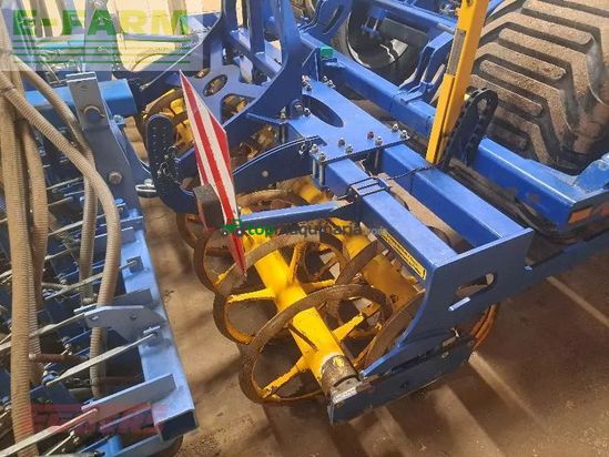 Sembradora - Treffler - tg 300.1 + lemken säschiene