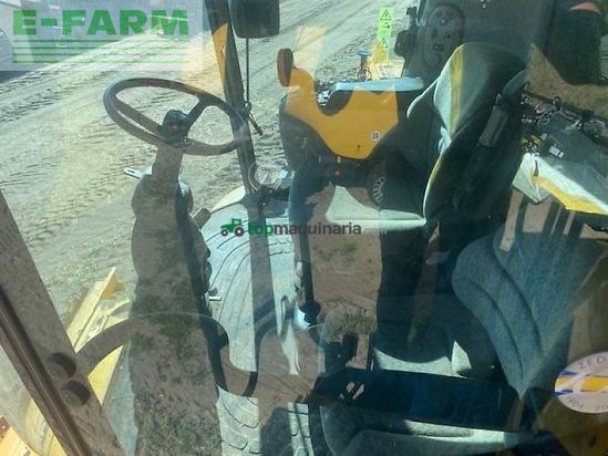 Cosechadora de Cereal - New Holland - cr 980