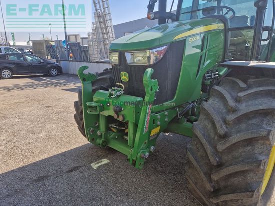 Tractor agrícola - John Deere - 5100M