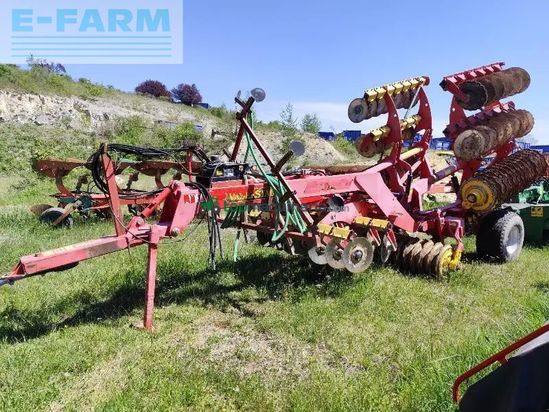 Cultivador - Väderstad - carrier