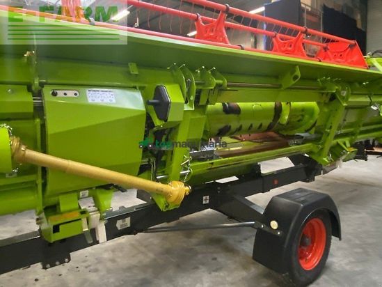 Cosechadora de Cereal - Claas - trion 530 mit sw v 680