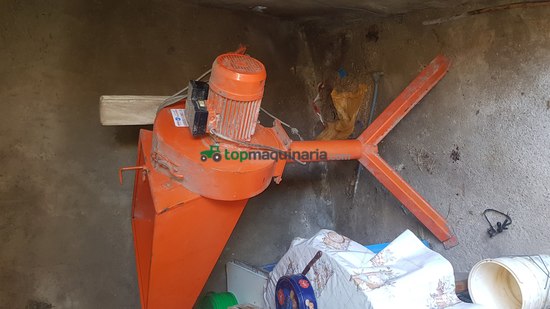 Molino eléctrico monofásico para cereales de 3CV