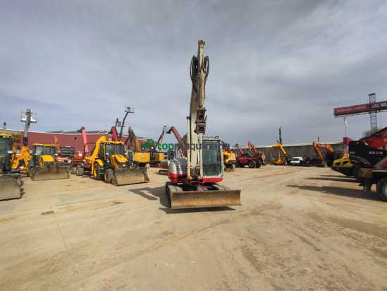 Miniexcavadora TAKEUCHI TB290