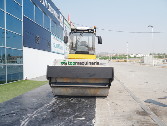 Rodillo compactador - Bomag BW 211