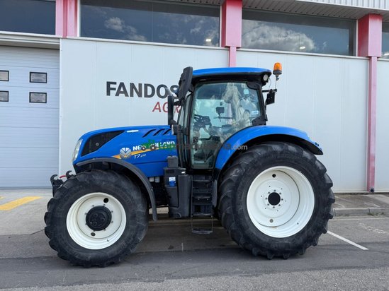 Tractor agrícola - New Holland -  T7.210 AC