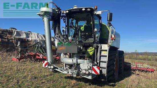 Esparcidor - Claas - xerion 4200 saddle trac - kaweco
