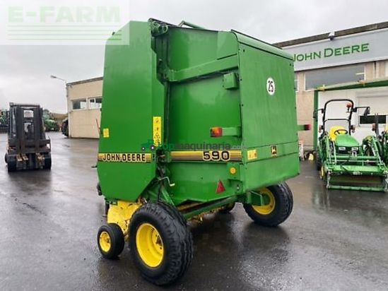 Empacadora gigant - John Deere - 590