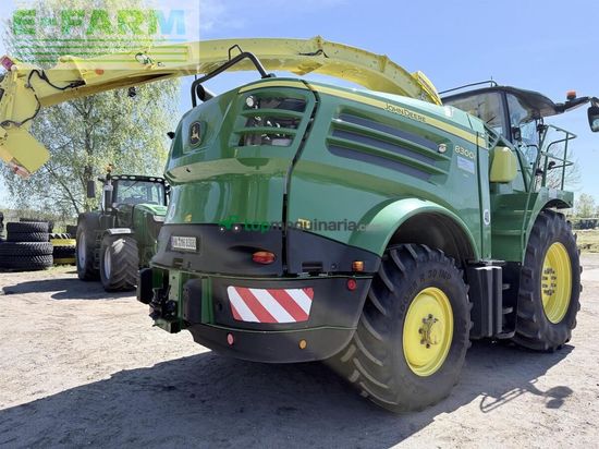 Cosechadora de Cereal - John Deere - 8300i