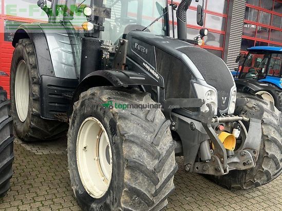 Tractor agrícola - Valtra - n 123 versu Versu