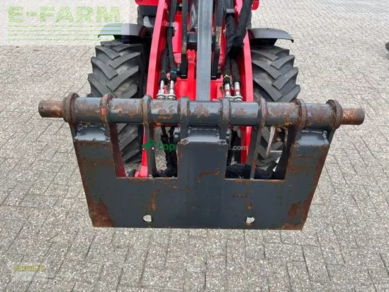 Minicargadora - Schaffer - 3650