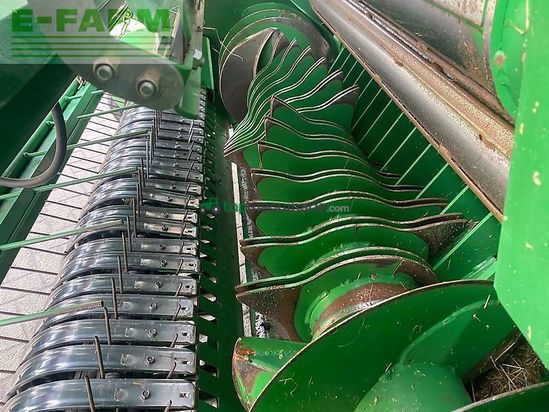 Empacadora gigant - John Deere - 990