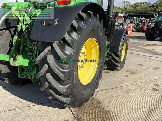Tractor agrícola - John Deere - 6215r tractor (st24210)