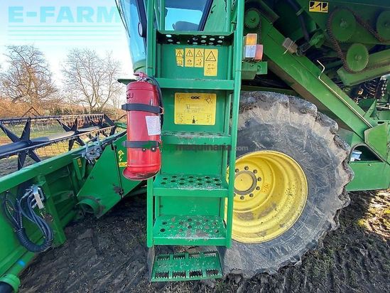 Cosechadora de Cereal - John Deere - w650