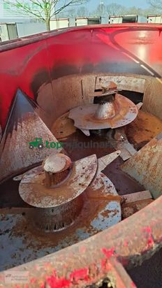 Remolqu esparcidor - BVL - 15n 2s