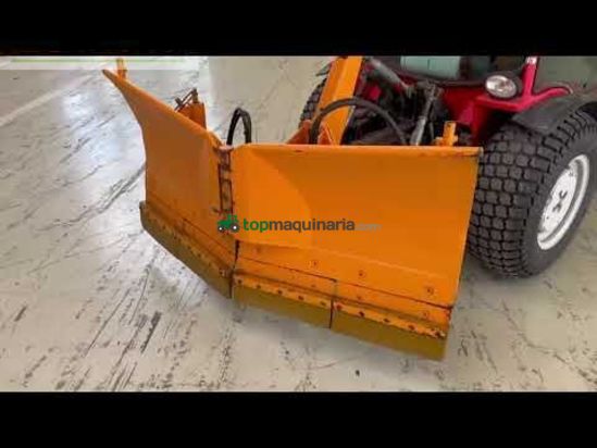 Tractor agrícola -  - sp 4400 inkl. schild mit pflug und streuer